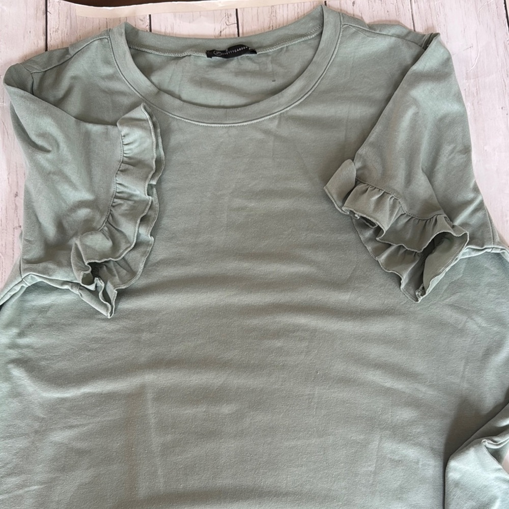 Green Ruffle Sleeve Top